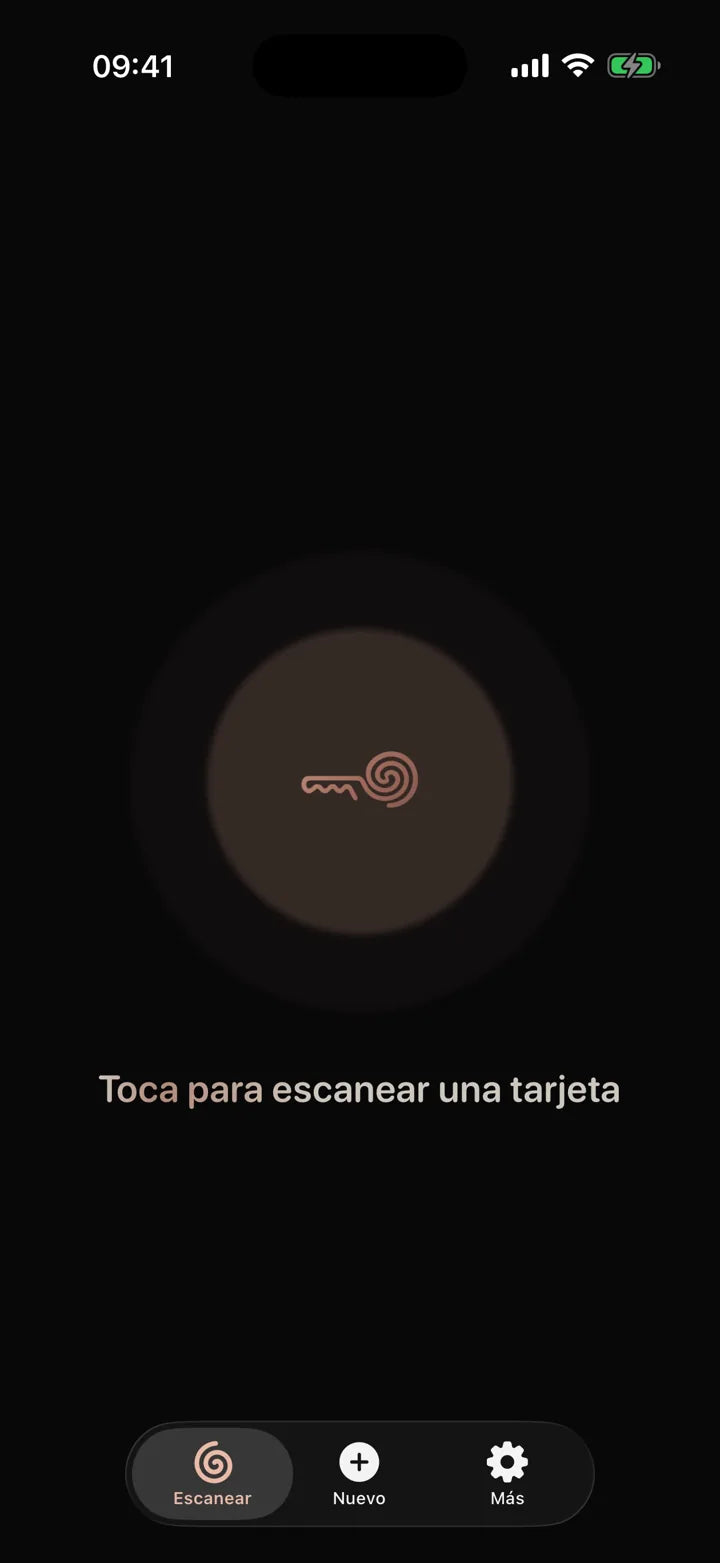 La app MI8OS en iPhone, lista para escanear una MI8OS Card